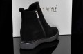 Damskie-Zamszowe-Botki-Sneakersy-Z-Ukrytym-Koturnem-Ze-Zdobieniami-LORETTA-VITALE-C2439107-Czarny_3