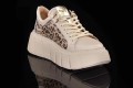 Damskie-Sneakersy-Na-grubej-Podeszwie-Ze-skory-Naturalnej-W-Piekne-Lamparcie-Cetki-KARO-W-20720-1536-F-Bez-2