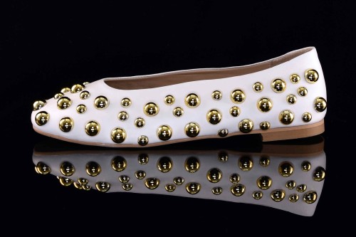 Ekstrawaganckie-Baleriny-ze-zlotymi-cwiekami-kulkami-Naturalna-Skora-Licowa-BOMONELLA-P319-58-T059-02-Bialy-