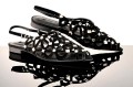 Ekskluzywne-Azurowe-Sandalki-z-Ozdobnymi-Srebrnymi-Nitami-DONNA-FABIANI-5106-933-451D-Czarny-6