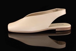 Obłędne Eleganckie  z Miękkiej Skóry Sandałki BOMBONELLA 020.01169/009T Krem/Jasny Beż