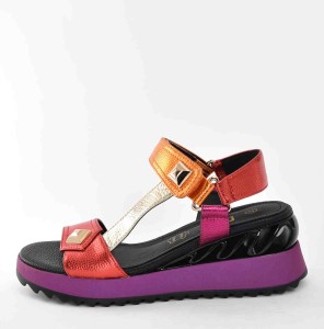 Skórzane Sandały na Designerskiej Koturnie Nowoczesny Styl i Komfort  D&A Barski Premium Collection CR61-3078 RED/Multicolor