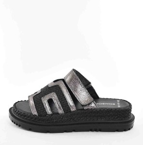  Modne Klapki na Koturnie Komfort i Styl w Nowoczesnym Wydaniu  Bombonella 767.306.064-080 Silver/Grafit