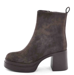 Botki z Naturalnej Koziej Zamszowej Skóry D&A Premium Collection CR62-3420 Taupe Szaro Brązowe